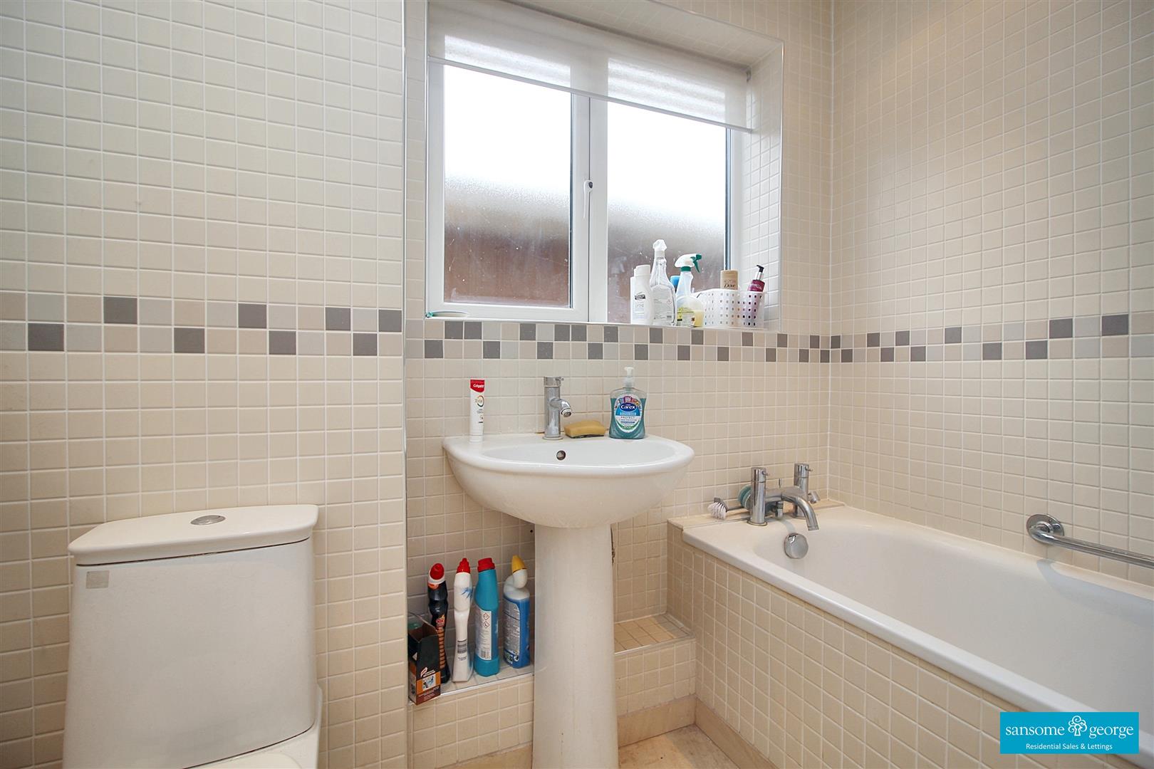 Calder Close, Tilehurst, Reading